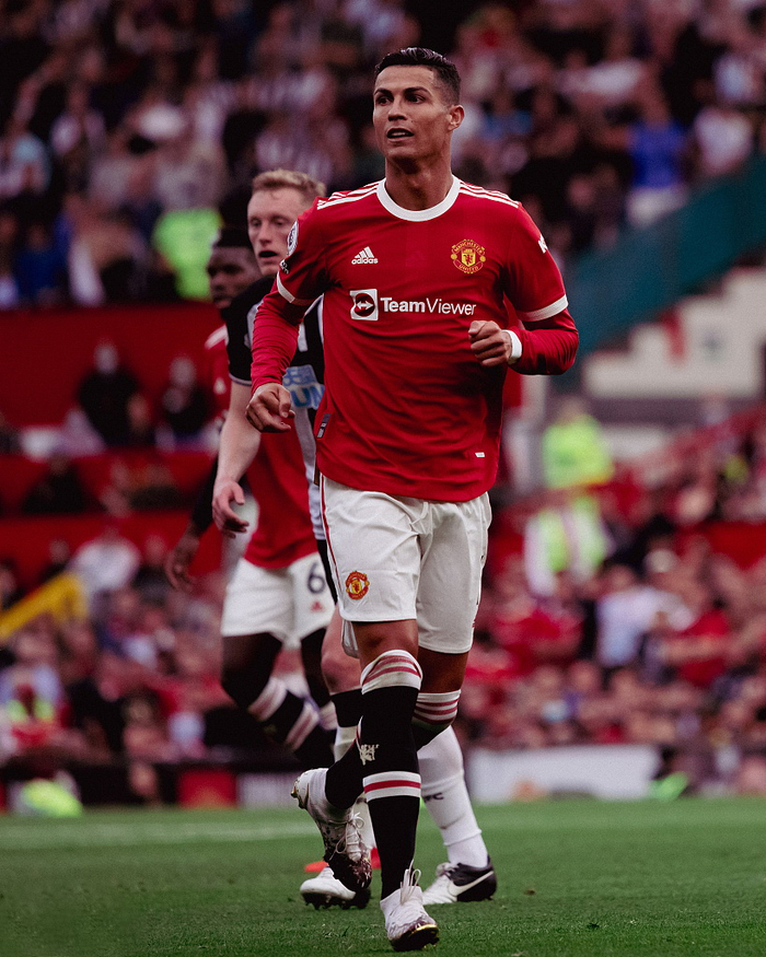 星空体育官网入口底特律活塞今晨篮板制胜多伦多猛龙刷新队史纪录备战意大利杯，曼联围绕欧冠完成体检看傻球迷的简单介绍