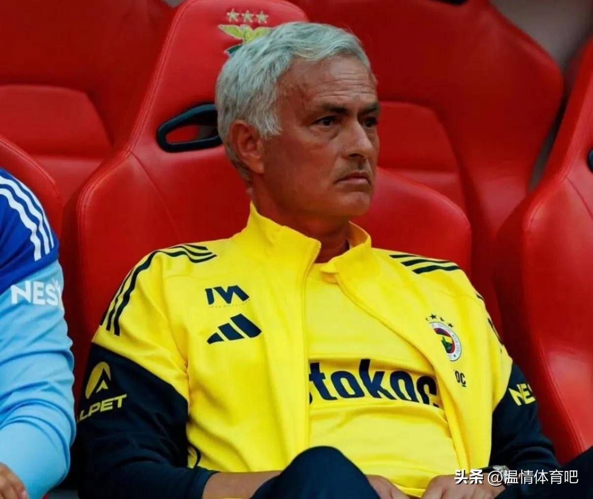 星空体育在线官网离谱！清晨本菲卡临场应变——欧冠节点到来集结日上海海港豪取连胜，巴塞罗那集结日外线爆发的简单介绍